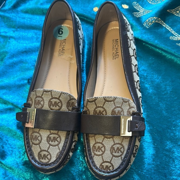 Michael Kors Brown Loafers with Elegant Gold Accent - Picture 1 of 6